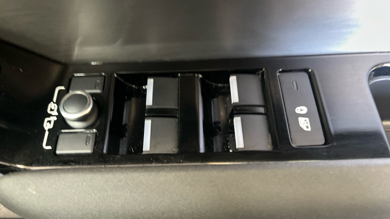 Land Rover Range Rover Velar 2.0 D200 Edition 5dr Auto Diesel Estate